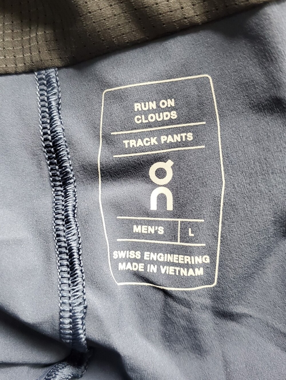 On Men's Weather Pant‎ - Picture 8 of 8